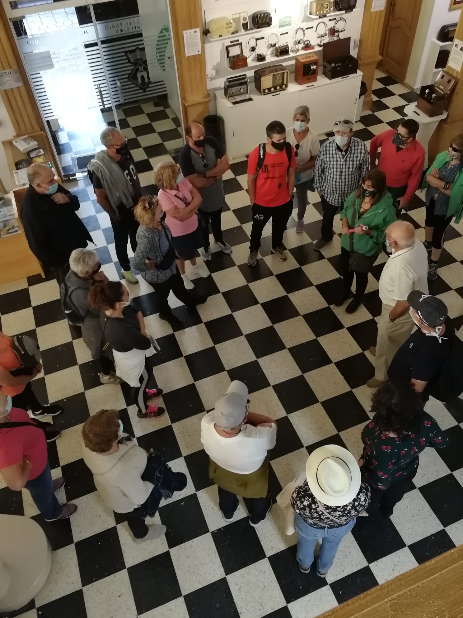Caminata,Visita Museo De La Radio y Capilla Mas Carreras